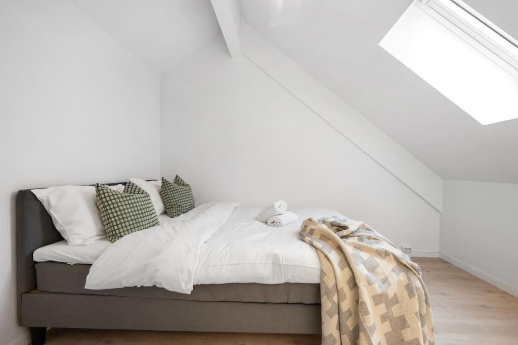 New! Well Eqipped Three Bedroom Penthouse! Apartment Bergen